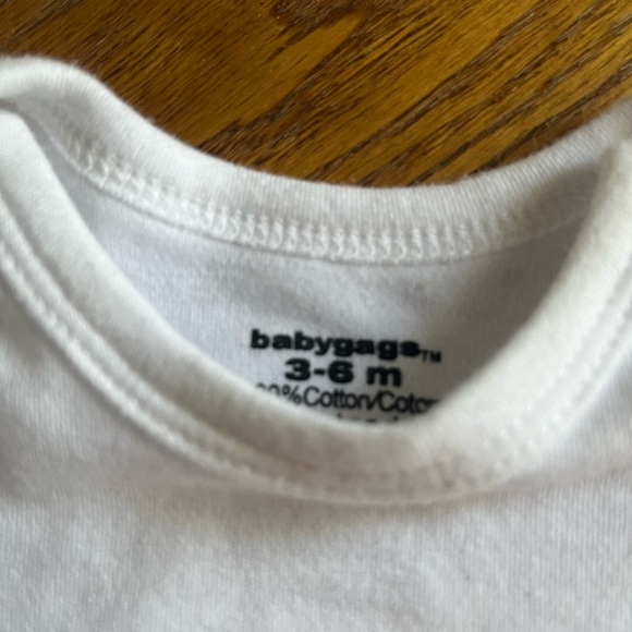 New Diva Onesie 3-6 Months - Picture 2 of 2